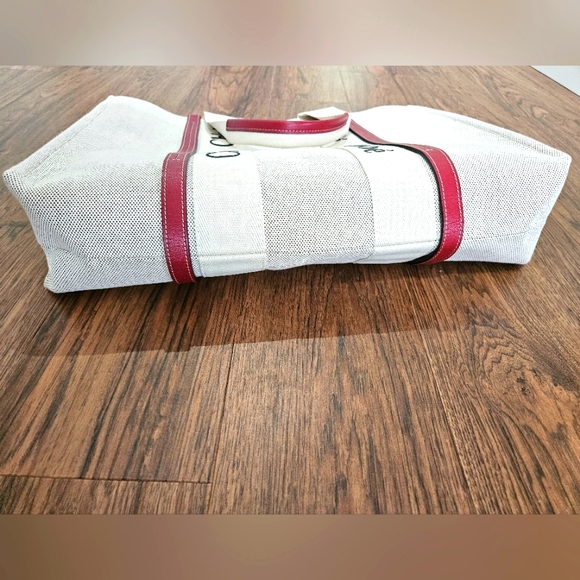 Chloe Woody Tote Bag in Linen & Leather - Picture 8 of 9